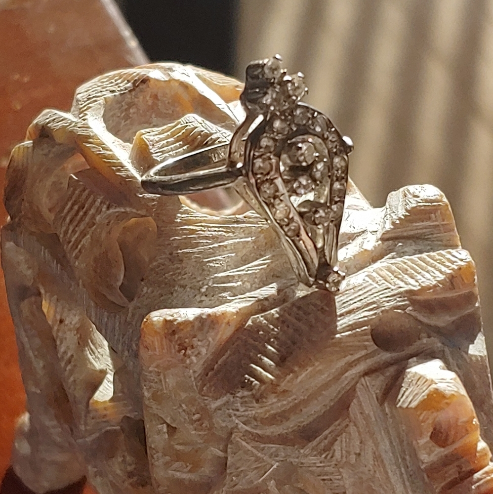 Silver Ring - Picture 3 of 4